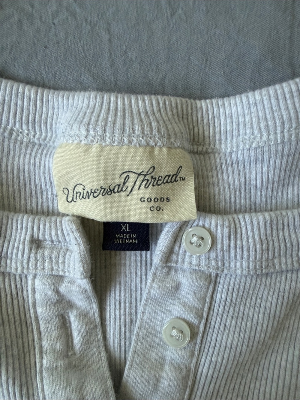 Universal Thread Light Gray Ribbed Henley Muscle Tank - Picture 2 of 3